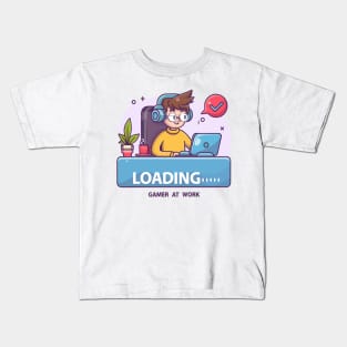 LOADING.... gamer at work Kids T-Shirt